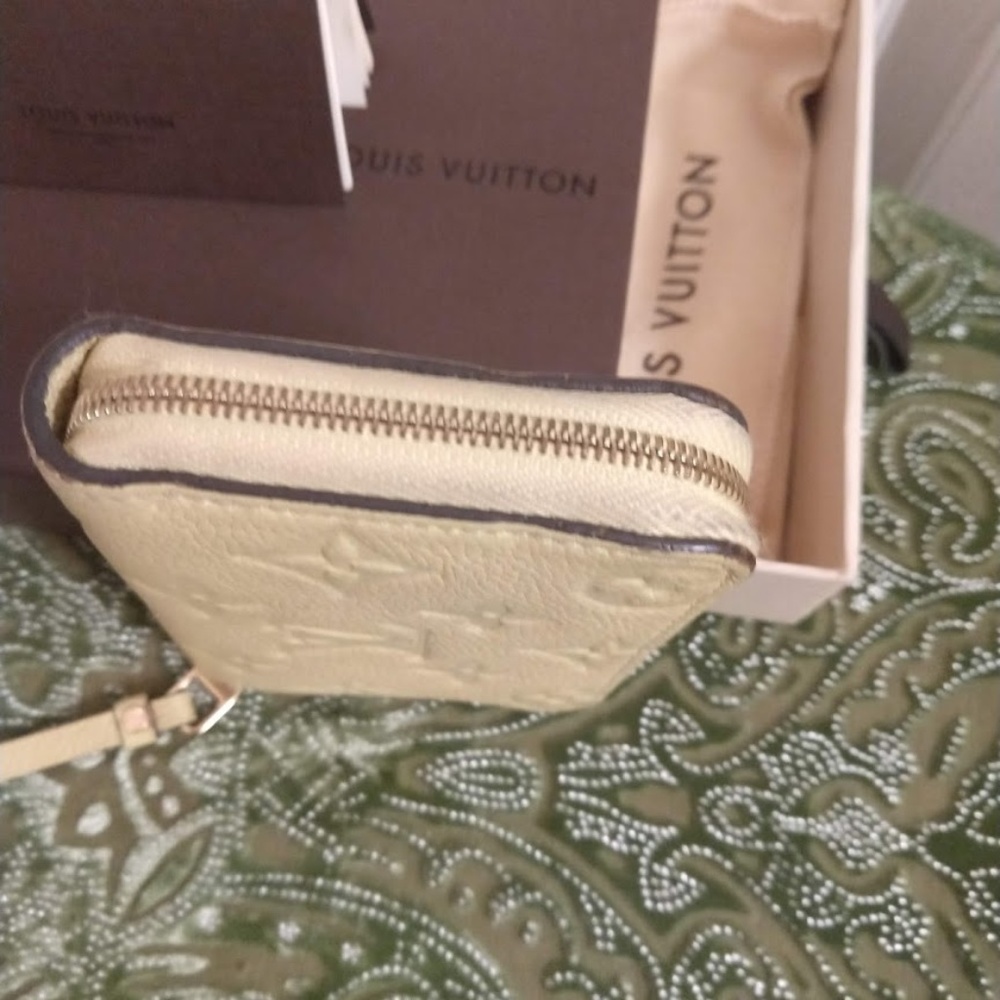 Louis Vuitton Empreinte Zippy Wallet Citrine - Picture 4 of 8